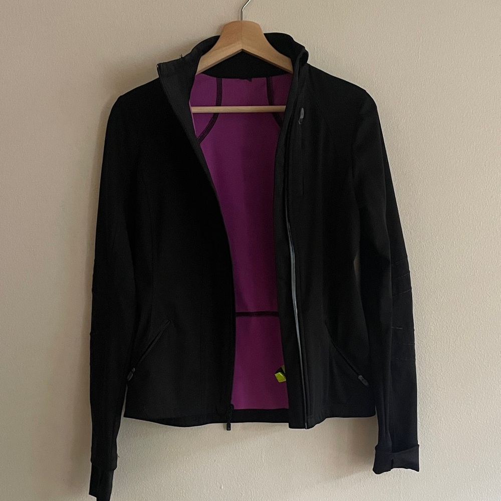 MPG- Stylish Women's Black Utility Jacket